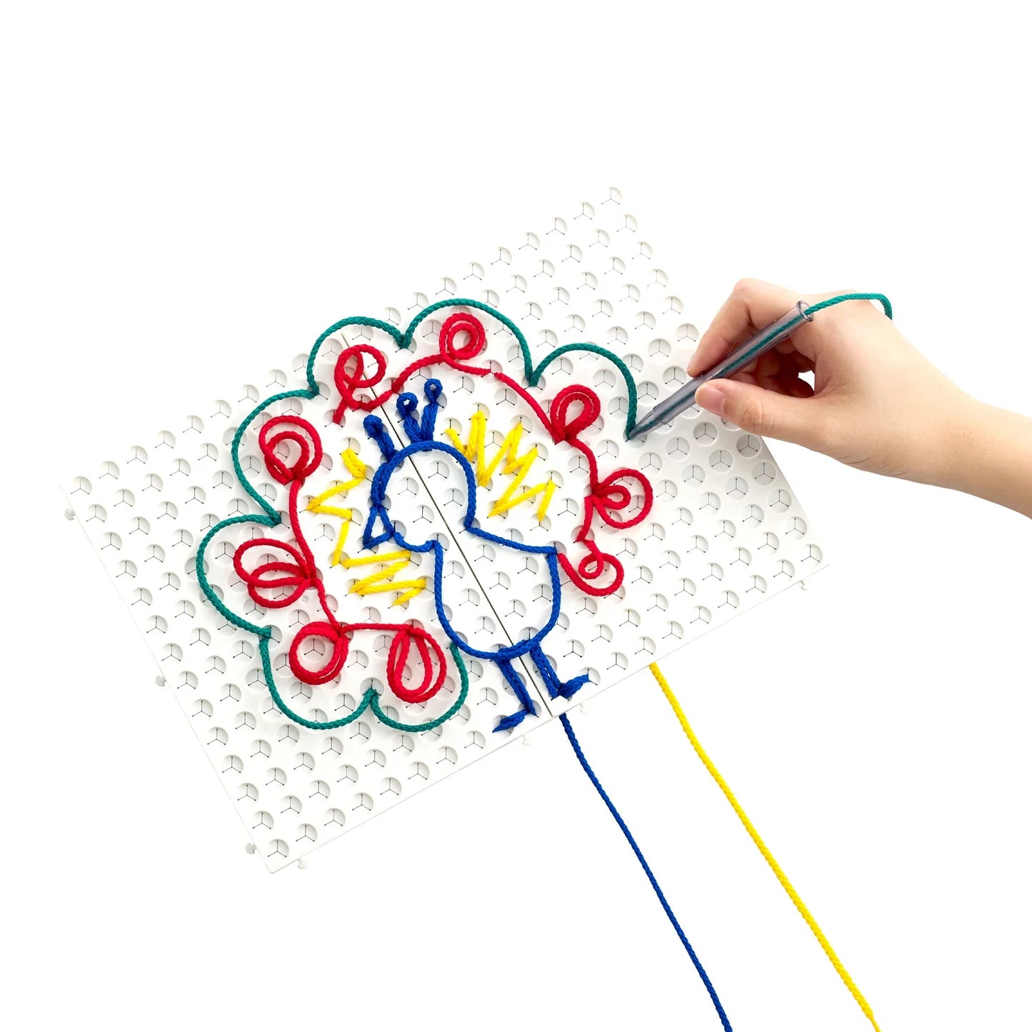 Junior String Art – Creative Fine Motor Skill Activity (Ages 5+)