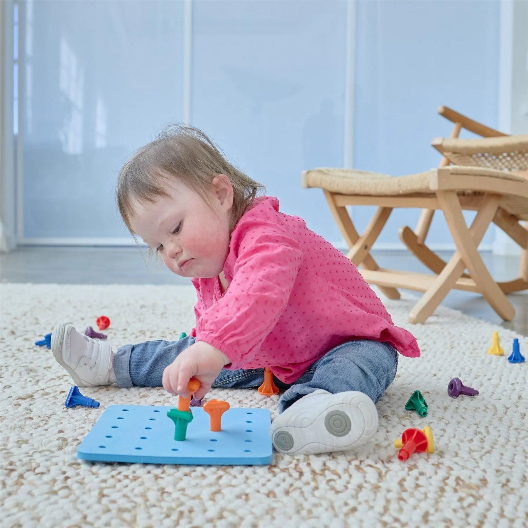 Geo Pegs and Peg Board | The Dyslexia Shop