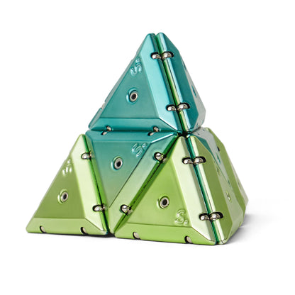 Speks. Geode The Magnetic Fidget Chrome Pyramid