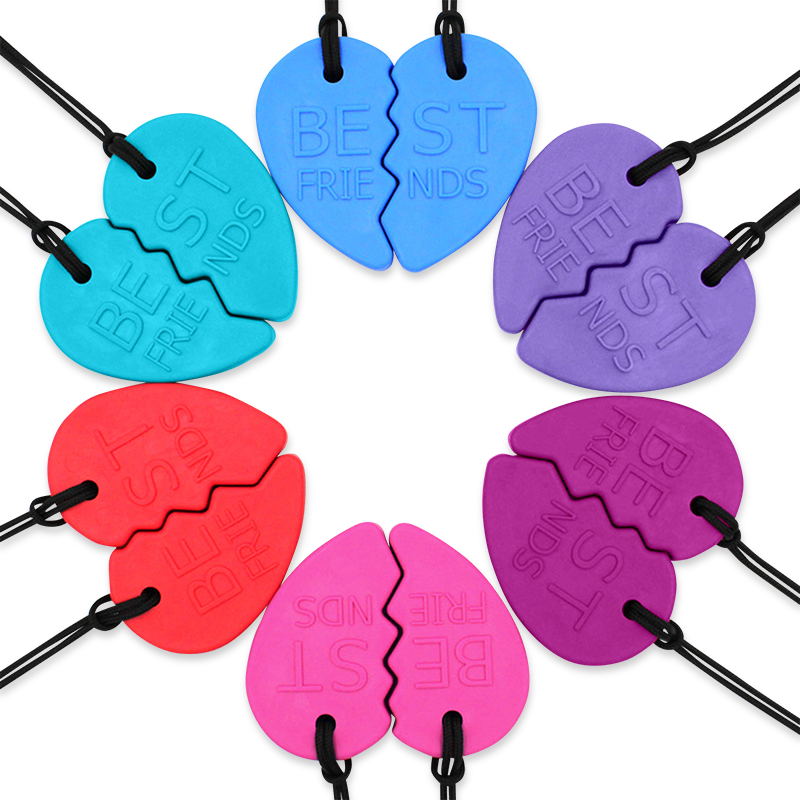 ARK Best Friends Split Heart Chewelry Set