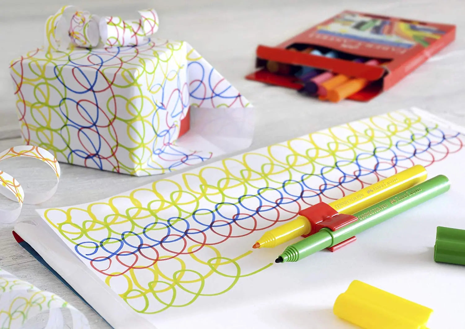 Faber-Castell 33 Pen Truck Tin with Connector Clips | The Dyslexia Shop